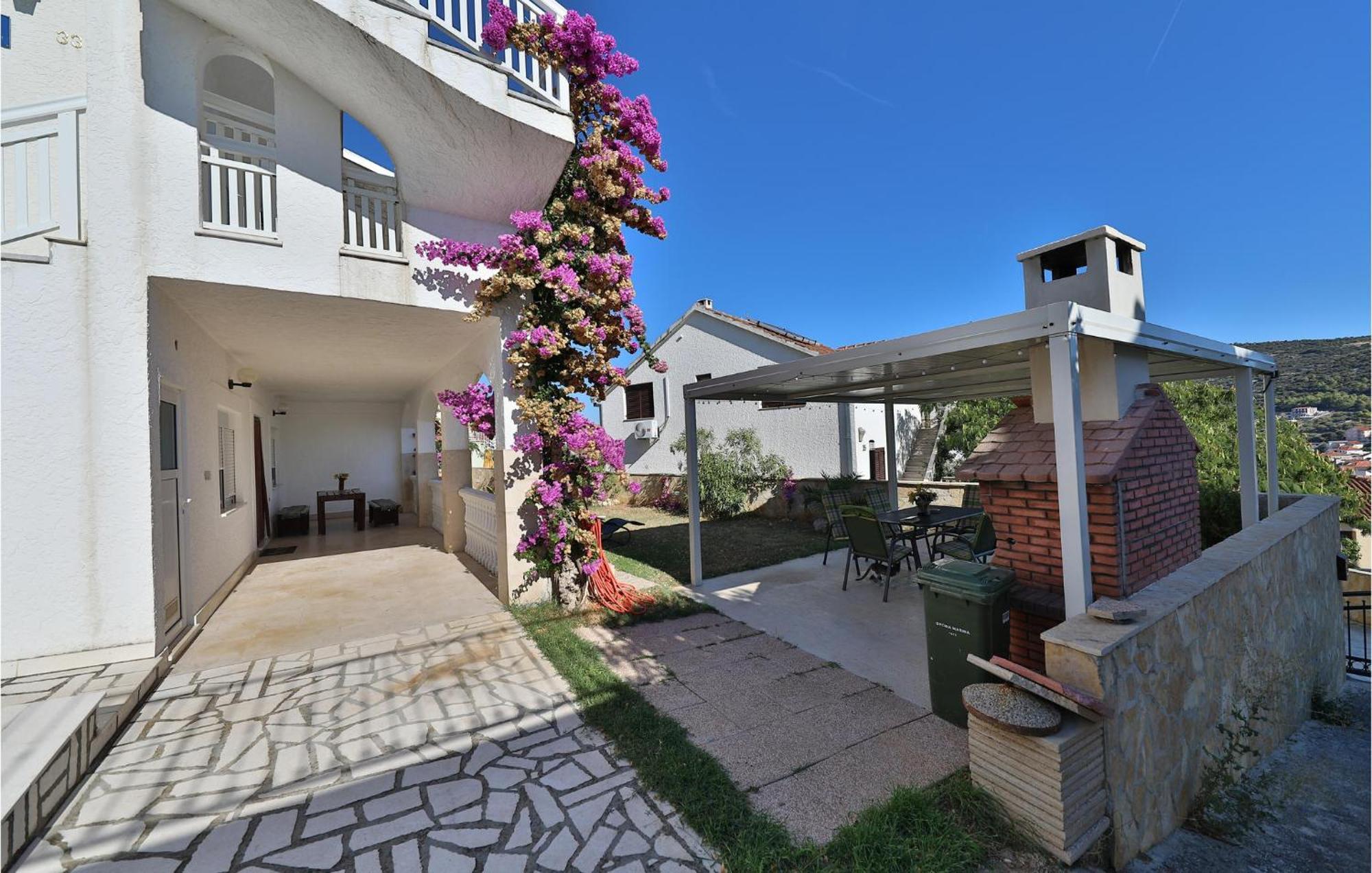 2 Bedroom Cozy Apartment In Marina  Exterior foto