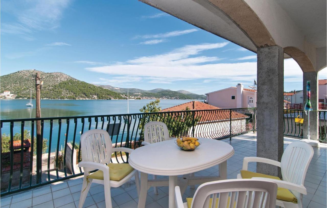 2 Bedroom Cozy Apartment In Marina  Exterior foto