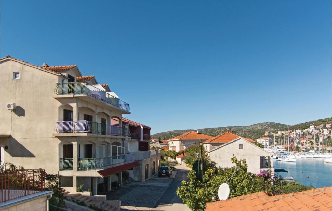 2 Bedroom Cozy Apartment In Marina  Exterior foto